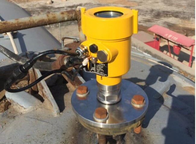 雷達料位計.jpg 雷達料位計.jpg